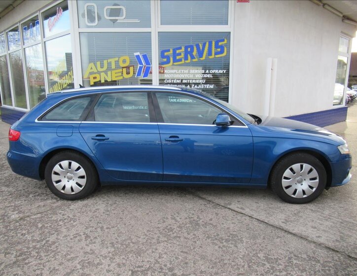 Audi A4 Kombi 2,0 l 105 kw