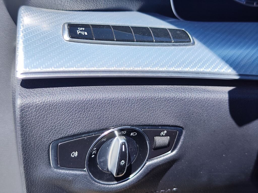 Mercedes-Benz Třídy E Kombi 2,0 l 143 kw
