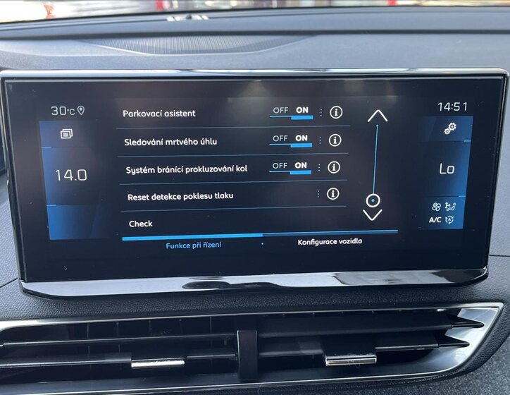 Peugeot 5008 SUV / Terénní 1,2 l 96 kw