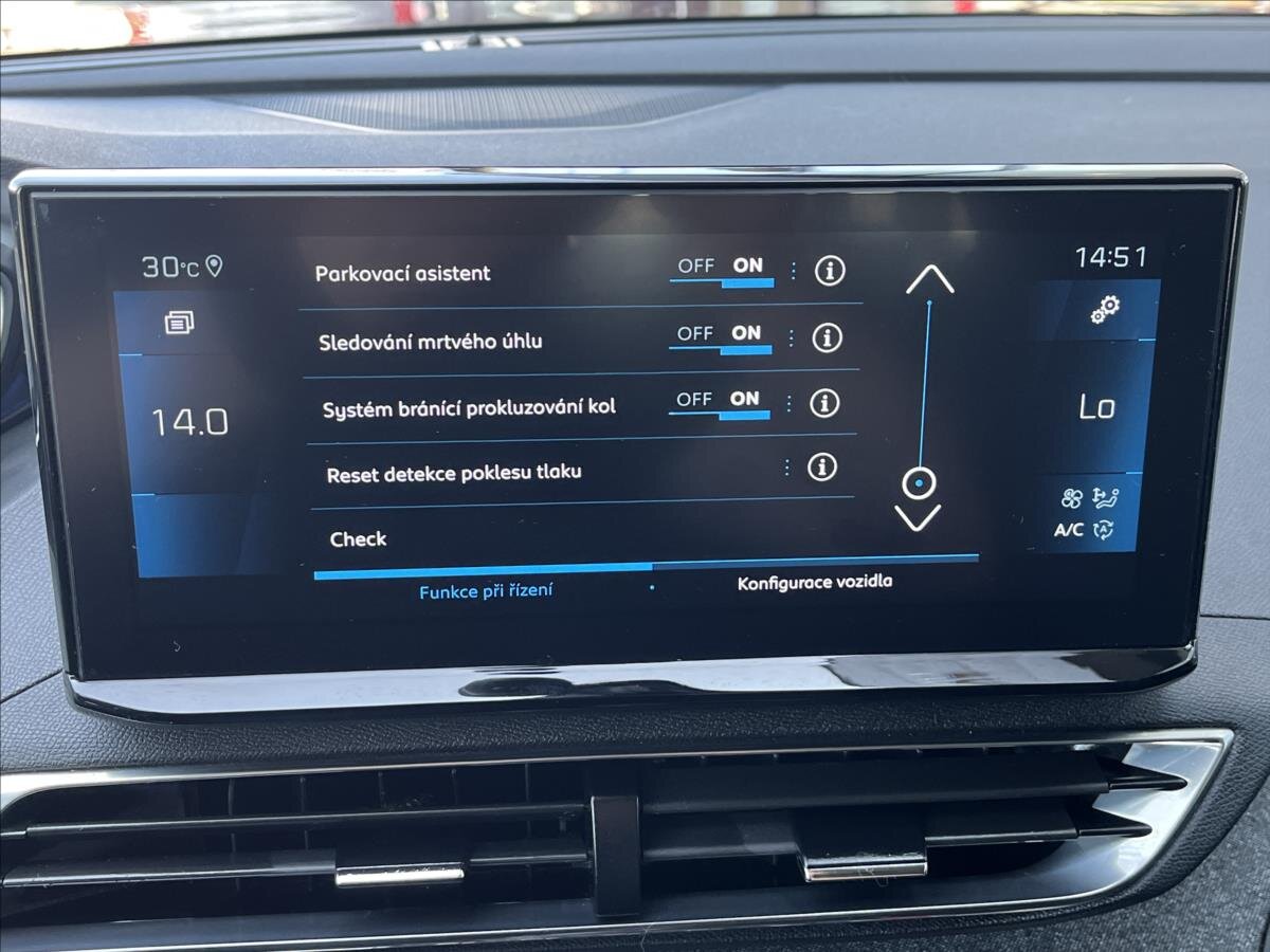 Peugeot 5008 SUV / Terénní 1,2 l 96 kw