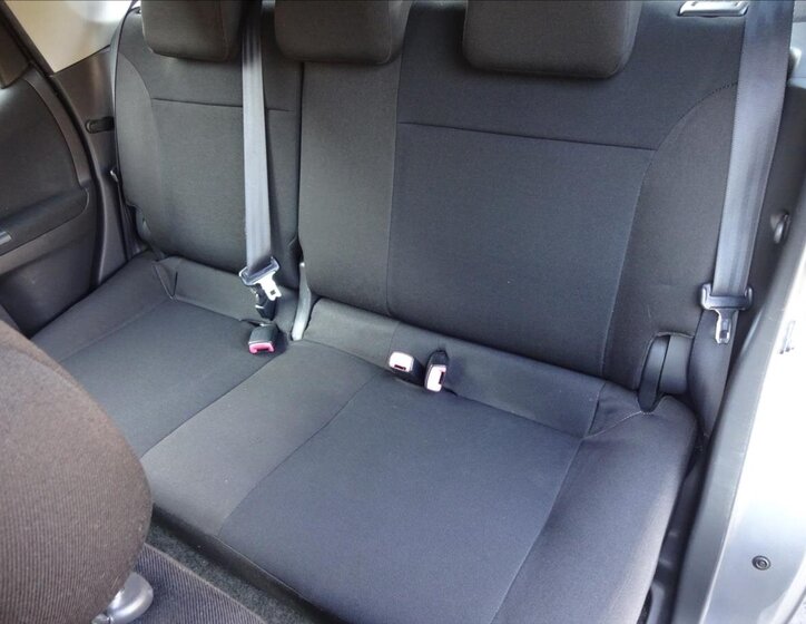 Suzuki Ignis Kombi 1,3 l 68 kw