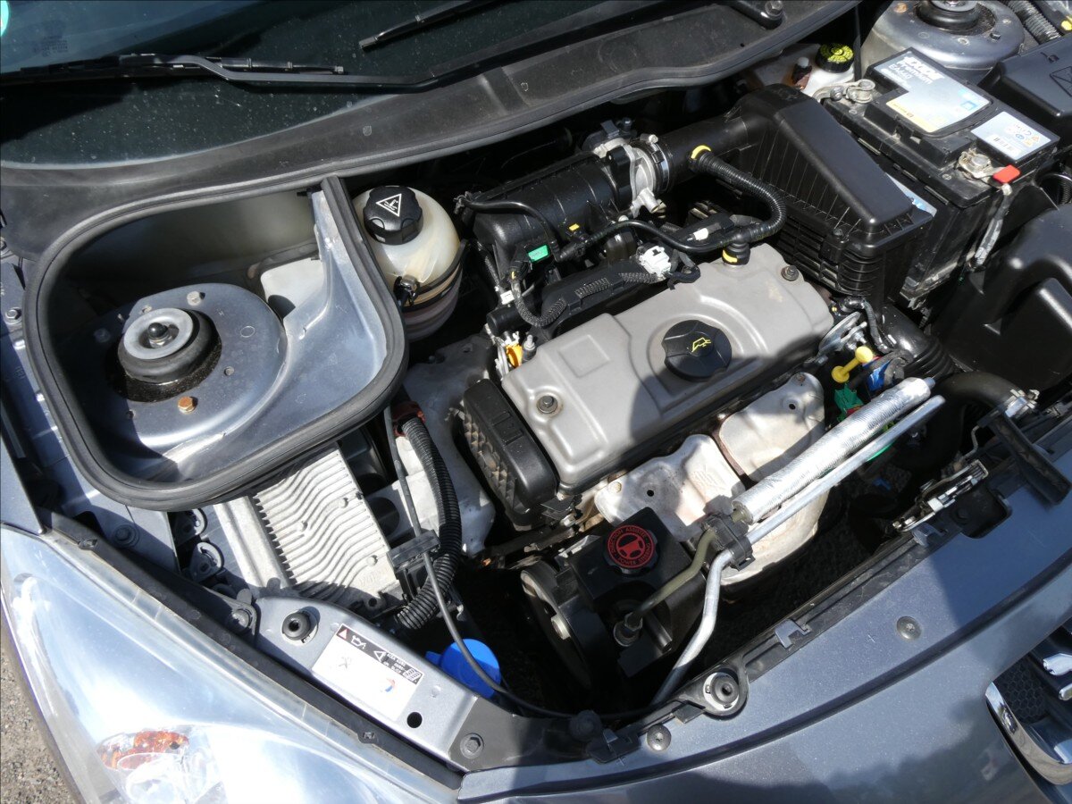Peugeot 206 Hatchback 1,4 l 54 kw