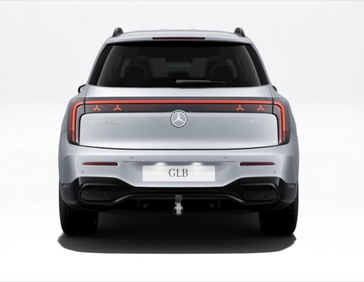 Mercedes-Benz GLB SUV / Terénní 0,0 260 kw