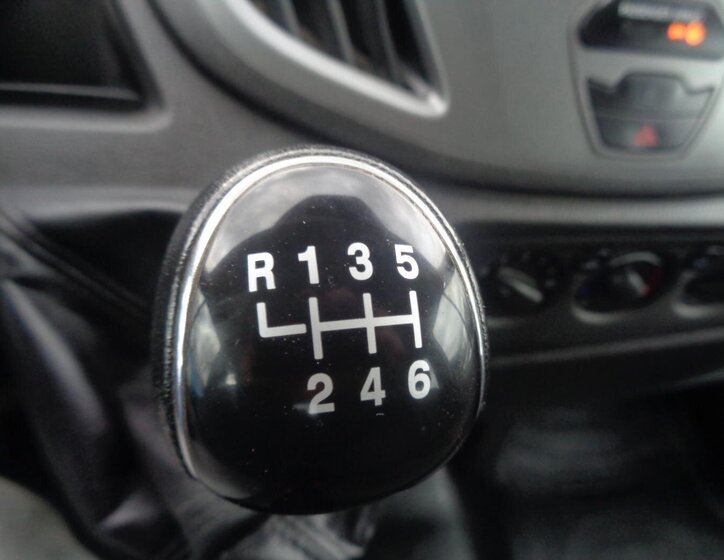 Ford Transit Sklápěč 2,2 l 92 kw