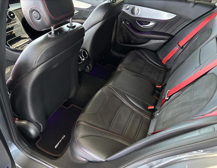 Mercedes-Benz Třídy C 34