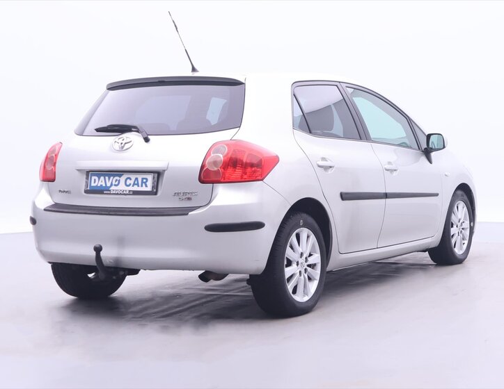 Toyota Auris Hatchback 2,0 l 93 kw