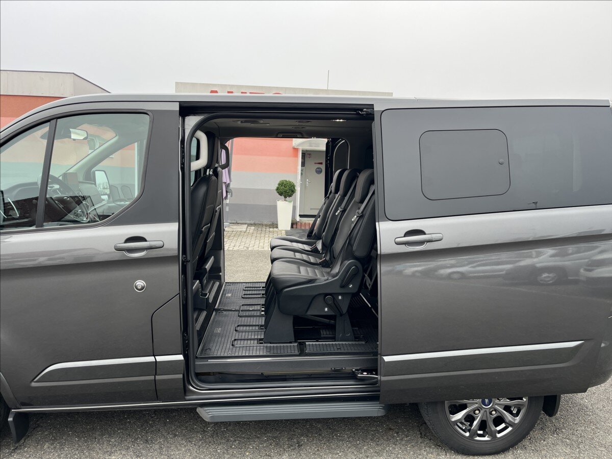 Ford Tourneo Custom Kombi 2,0 l 136 kw