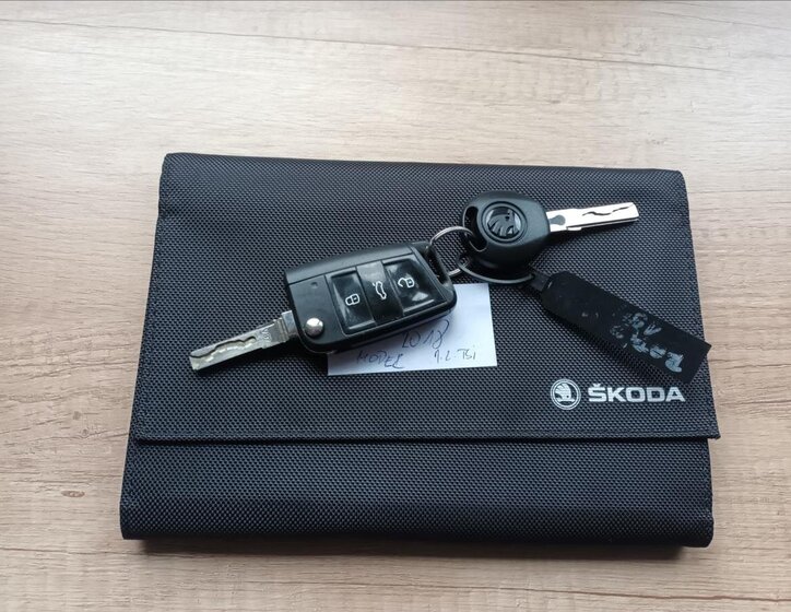 Škoda Rapid Hatchback 999,0 81 kw