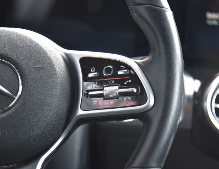 Mercedes-Benz GLB SUV / Terénní 2,0 l 110 kw