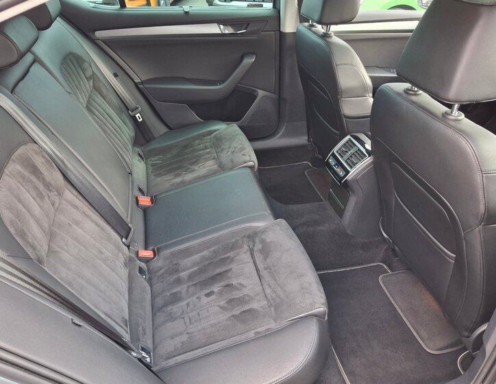 Škoda Superb Sedan / Limuzína 2,0 l 140 kw