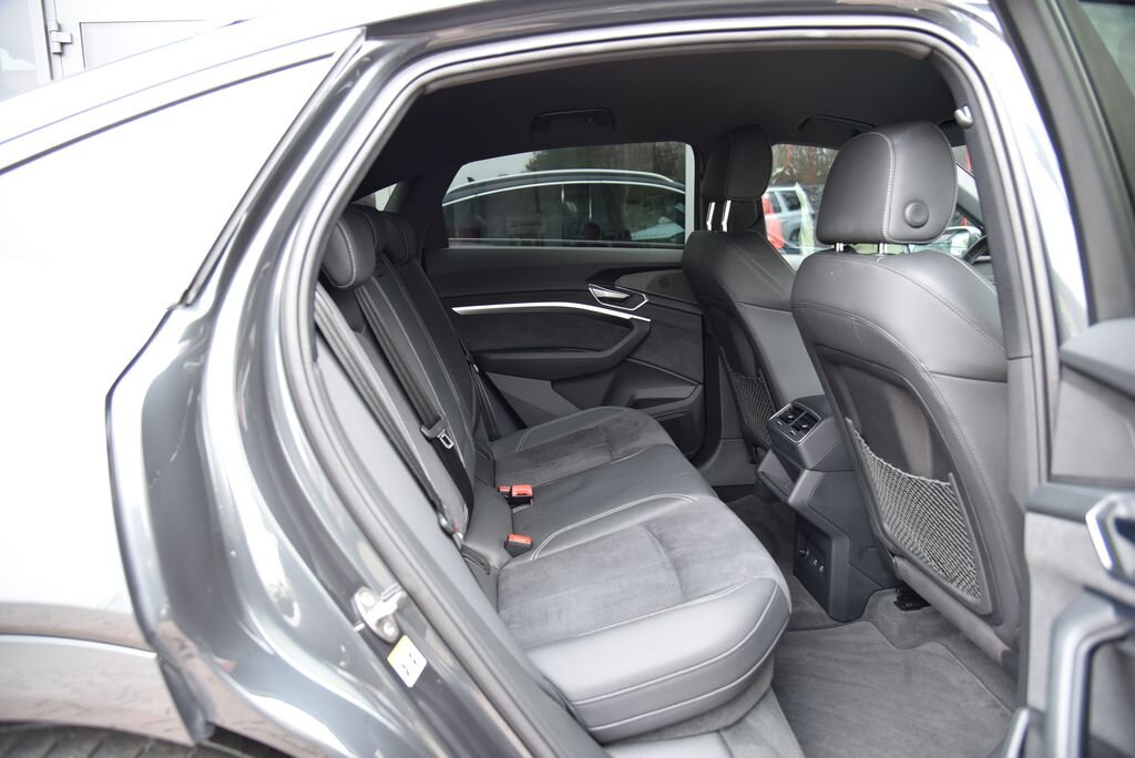 Audi e-tron SUV 0,0 300 kw