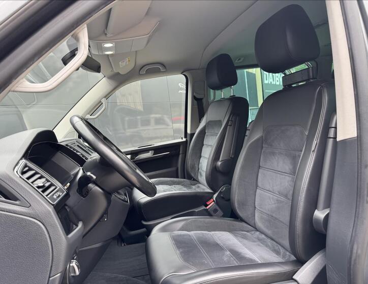 Volkswagen Multivan 11