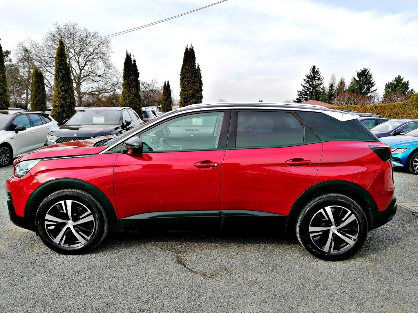 Peugeot 3008 SUV / Terénní 1,2 l 96 kw