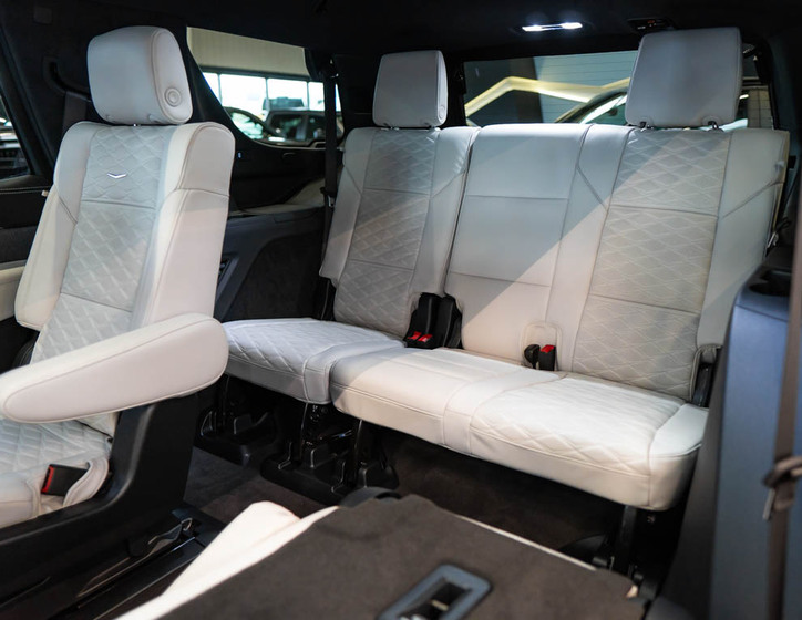 Cadillac Escalade 44