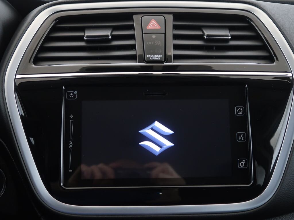 Suzuki SX4 SUV 998,0 82 kw