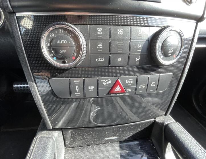 Mercedes-Benz Třídy M SUV 3,0 l 165 kw