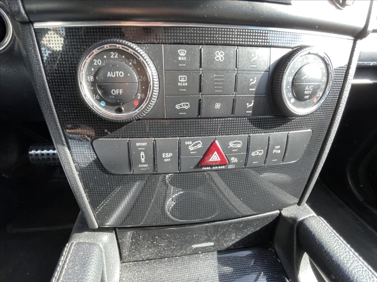 Mercedes-Benz Třídy M SUV 3,0 l 165 kw