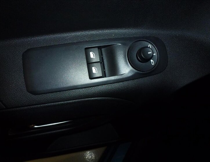 Citroën Berlingo MPV 1,5 l 75 kw