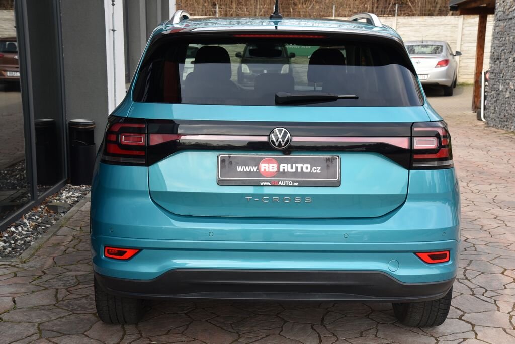Volkswagen T-Cross SUV / Terénní 1,5 l 110 kw