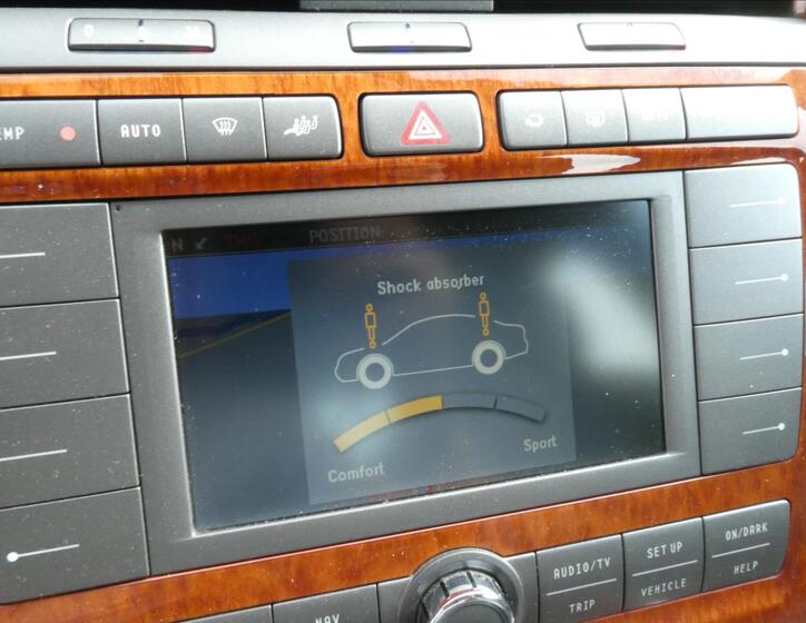 Volkswagen Phaeton 33