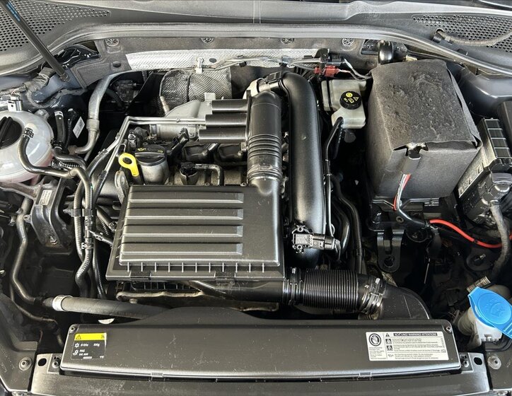 Volkswagen Golf Hatchback 1,2 l 81 kw