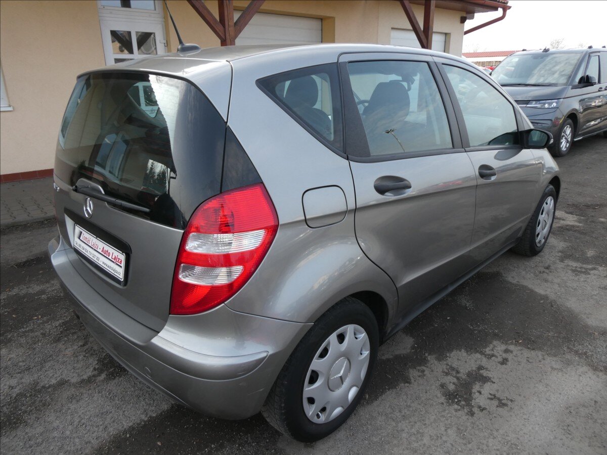 Mercedes-Benz Třídy A Hatchback 1,7 l 85 kw