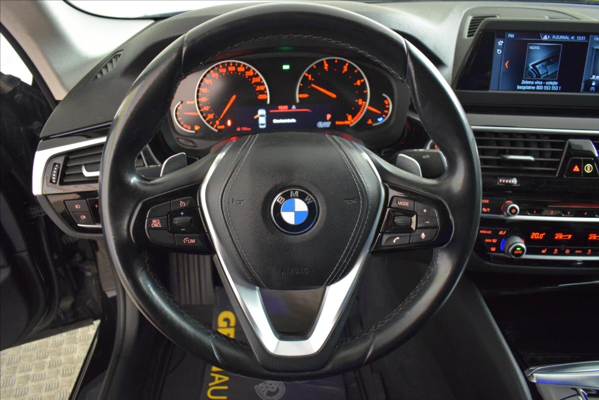 BMW Řada 5 Sedan / Limuzína 3,0 l 195 kw