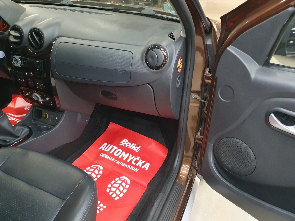 Dacia Duster SUV / Terénní 1,6 l 77 kw