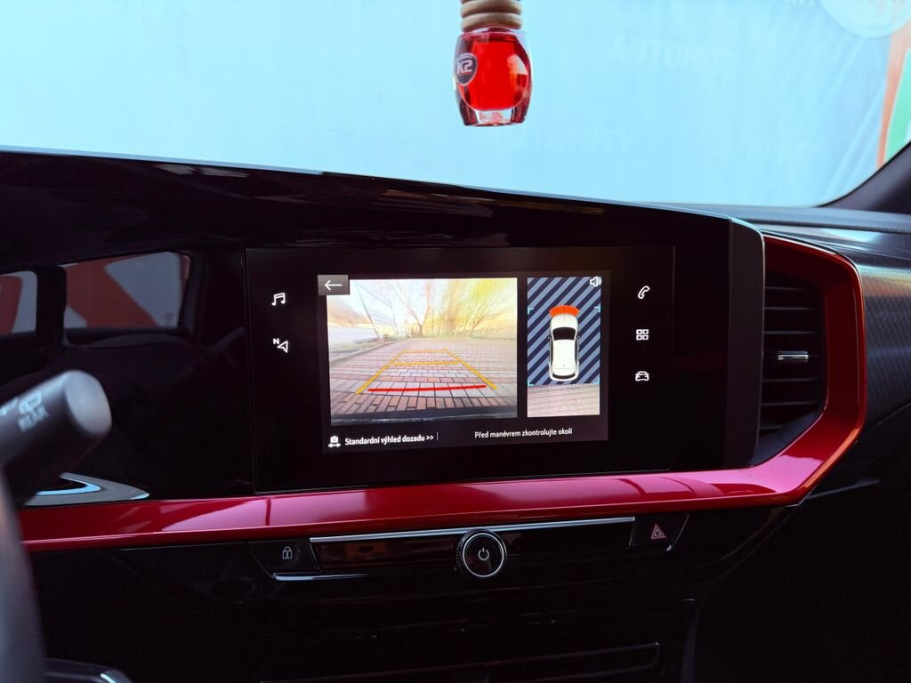 Opel Mokka SUV / Terénní 1,2 l 96 kw