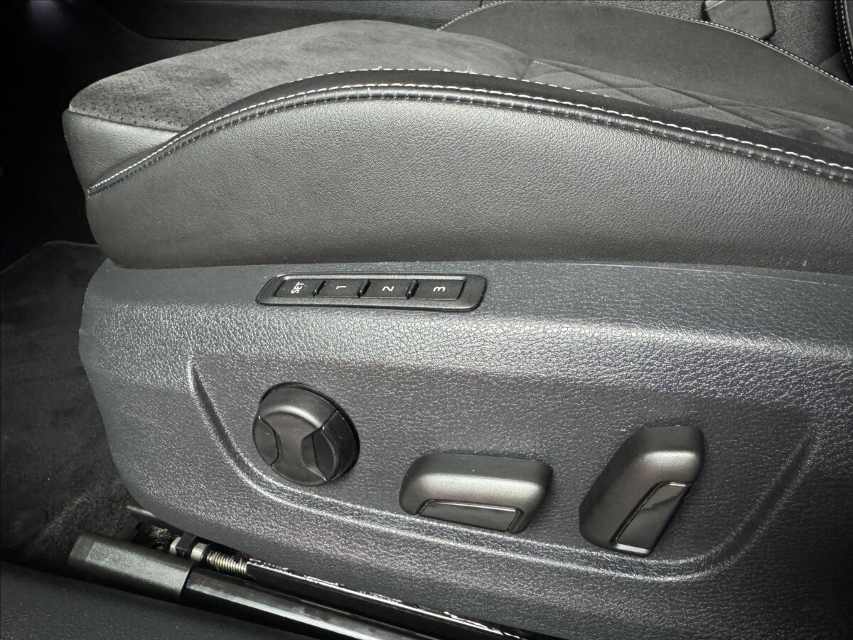 Škoda Superb Kombi 1,4 l 160 kw