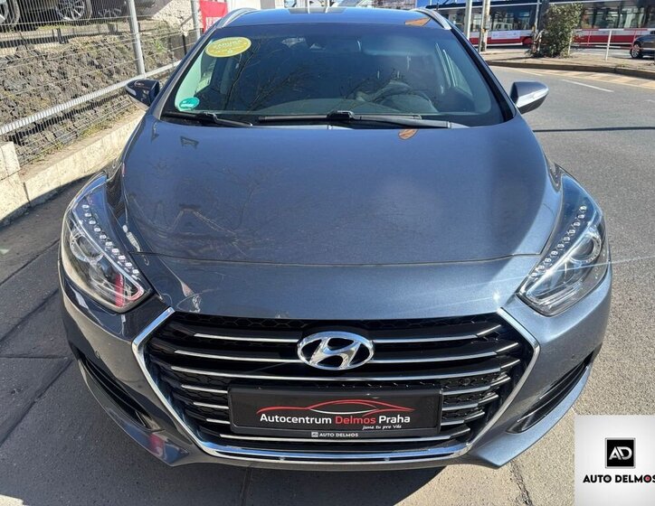 Hyundai i40 Kombi 2,0 l 121 kw