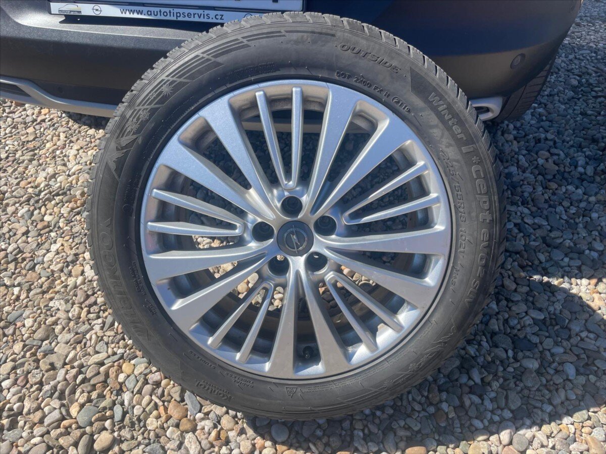 Opel Grandland X SUV / Terénní 1,2 l 96 kw