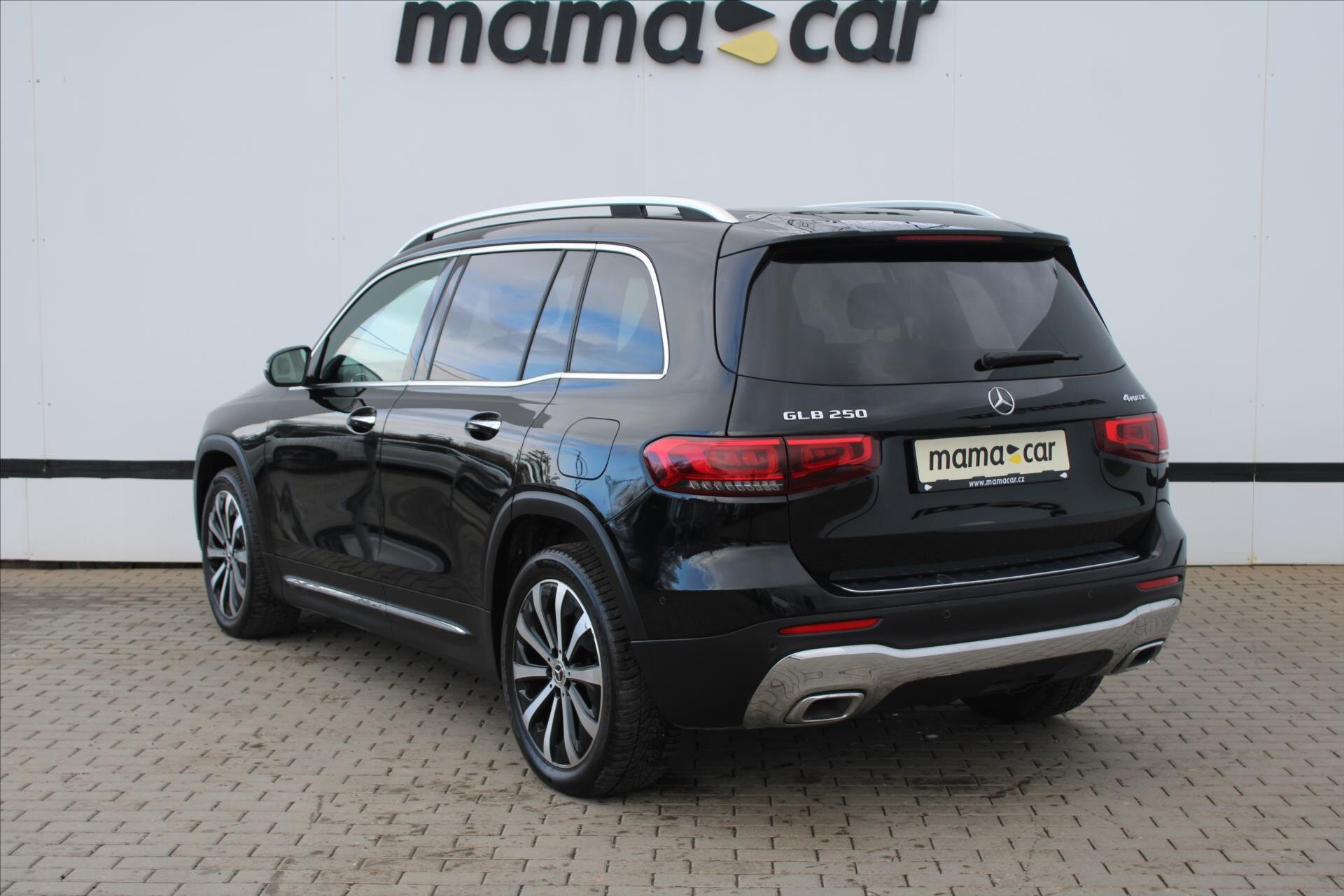 Mercedes-Benz GLB SUV 2,0 l 165 kw