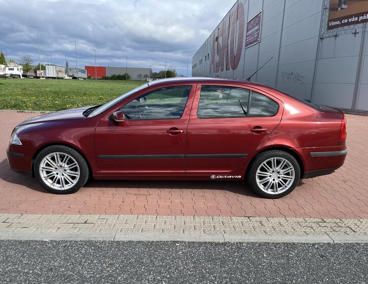 Škoda Octavia Hatchback 1,6 l 75 kw