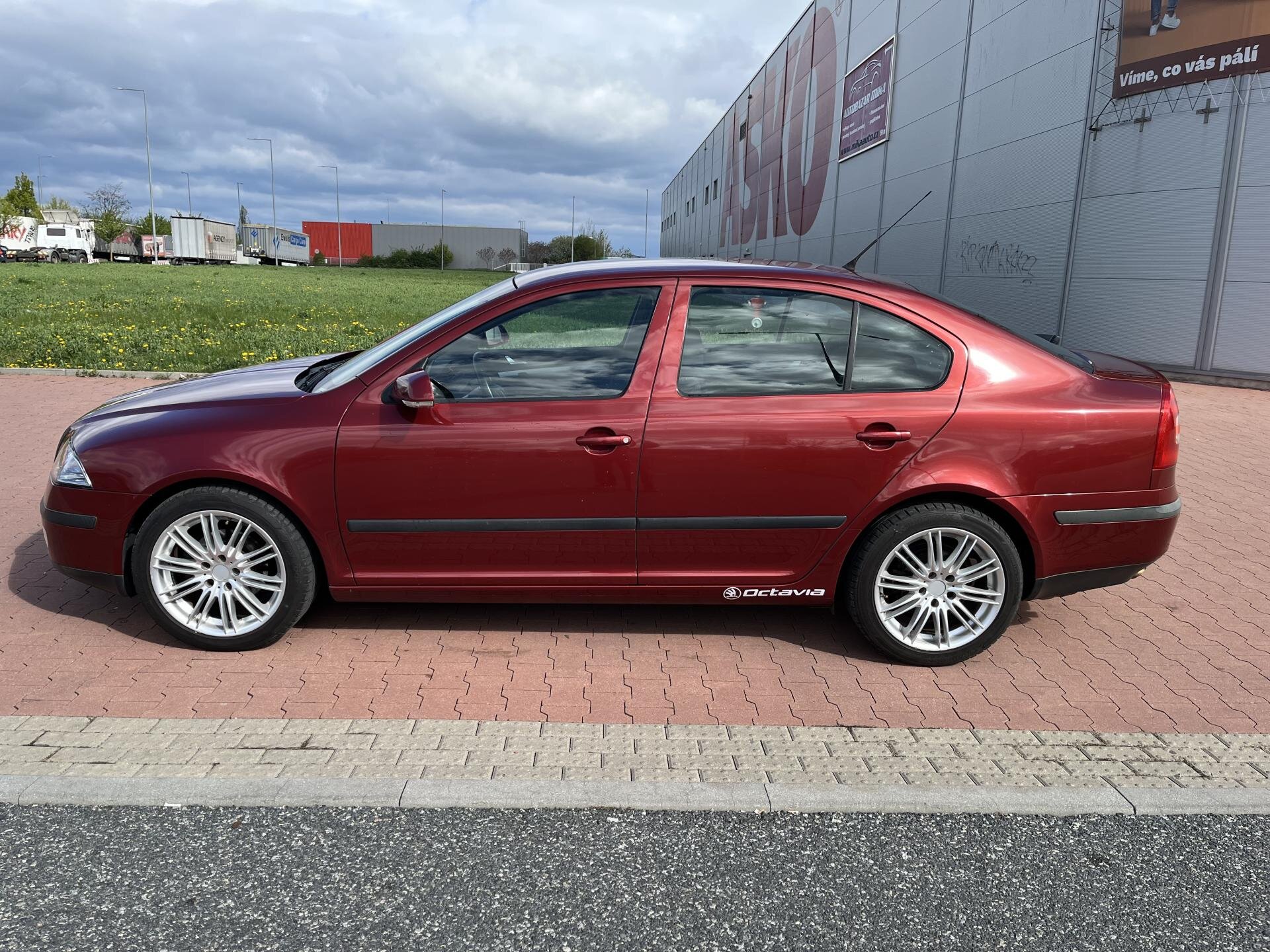 Škoda Octavia Hatchback 1,6 l 75 kw