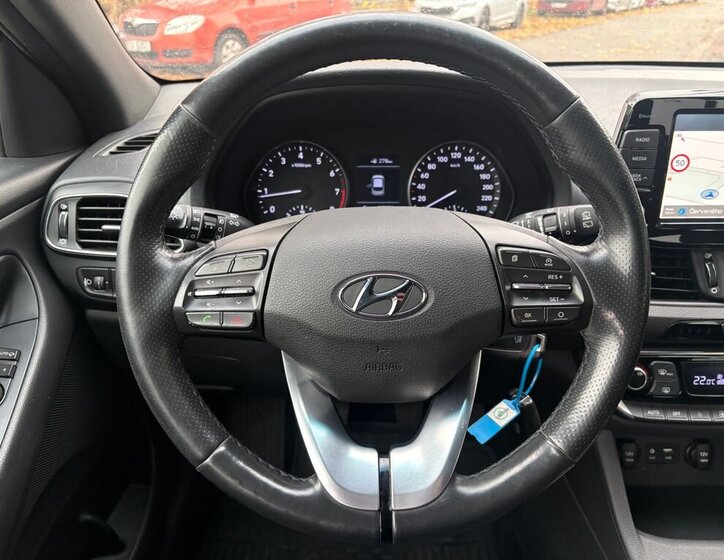 Hyundai i30 21