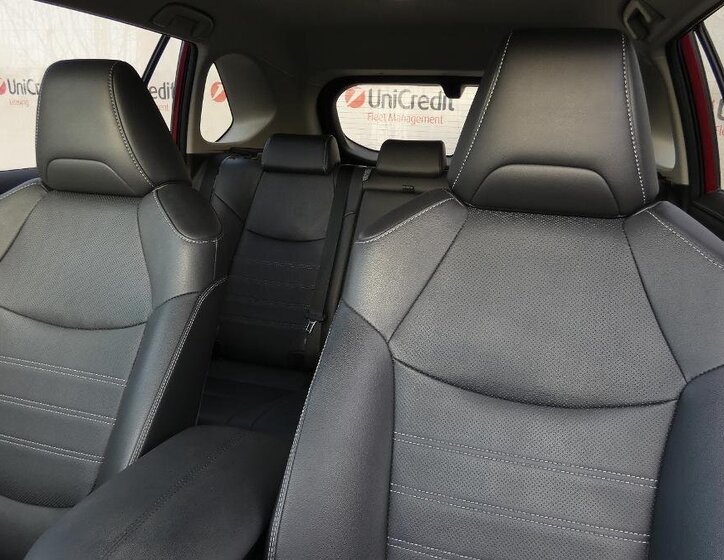 Toyota RAV4 SUV / Terénní 2,5 l 131 kw