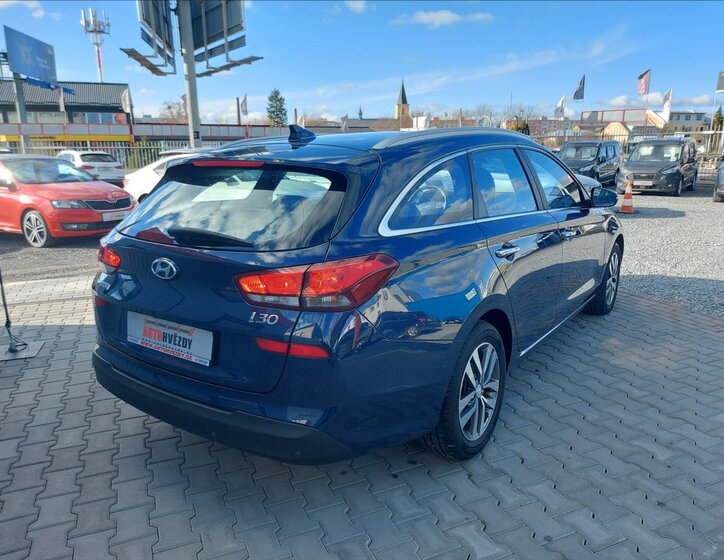 Hyundai i30 Kombi 1,6 l 85 kw