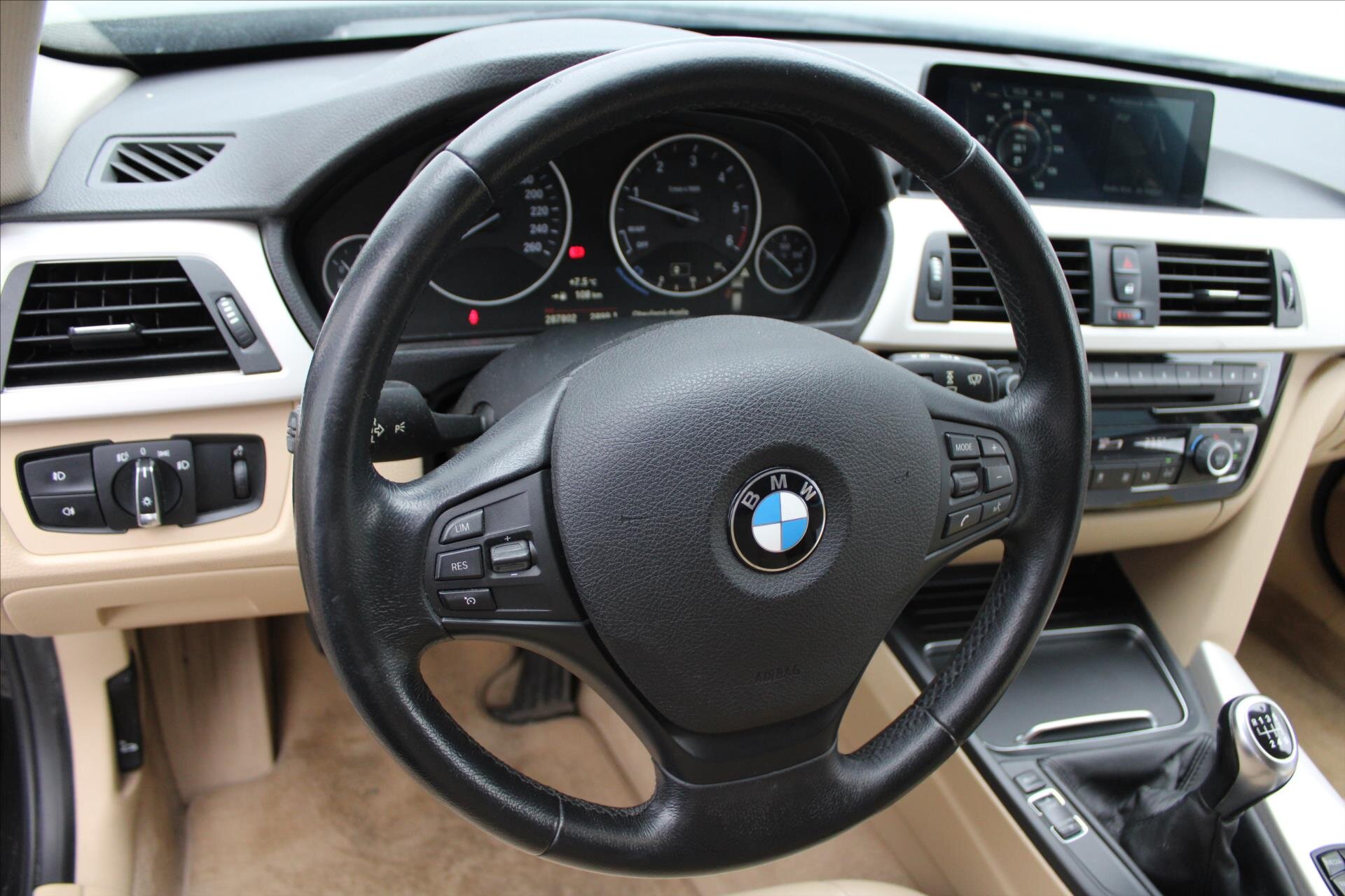 BMW Řada 3 Kombi 2,0 l 120 kw