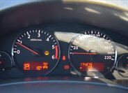 Nissan Navara Pick-up 3,0 l 170 kw