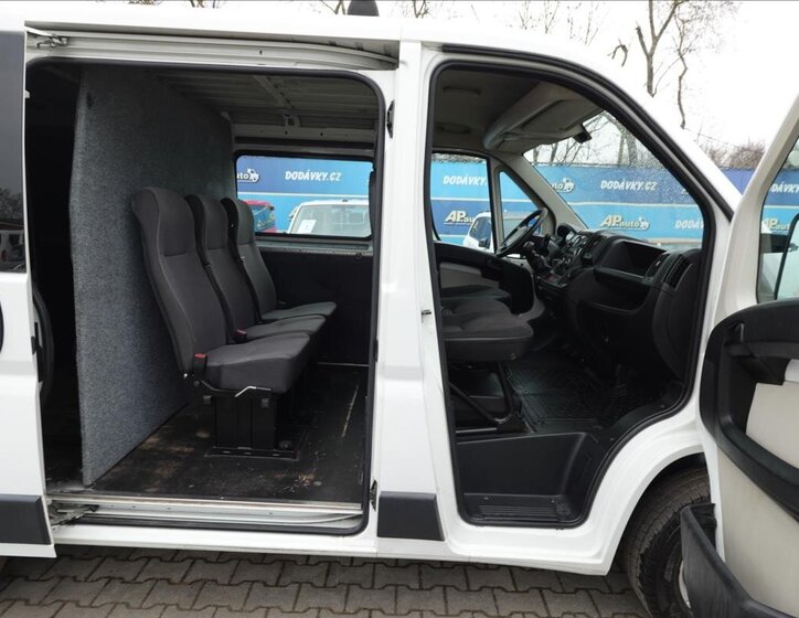 Peugeot Boxer Ostatní 2,2 l 81 kw