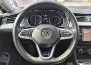 Volkswagen Passat Kombi 1,4 l 160 kw