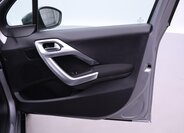 Peugeot 2008 SUV 1,2 l 81 kw