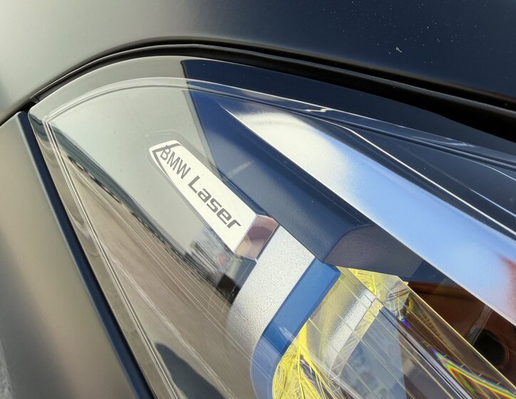 BMW M8 Kupé 4,4 l 390 kw