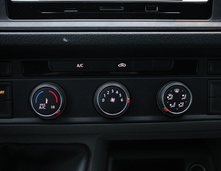 Volkswagen Crafter Skříň 2,0 l 103 kw