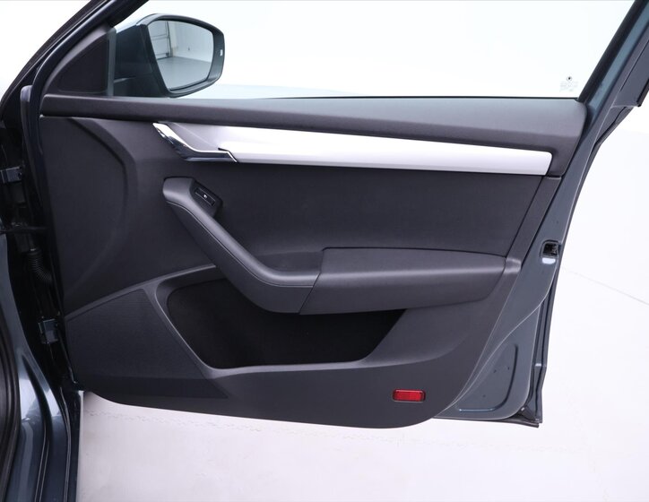 Škoda Octavia Liftback 1,6 l 81 kw