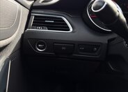 Peugeot 508 Sedan / Limuzína 2,0 l 120 kw