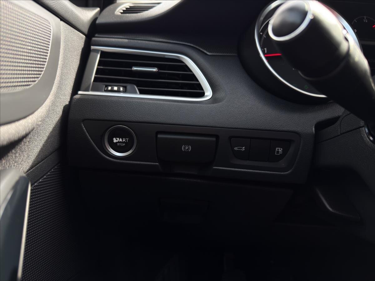 Peugeot 508 Sedan / Limuzína 2,0 l 120 kw