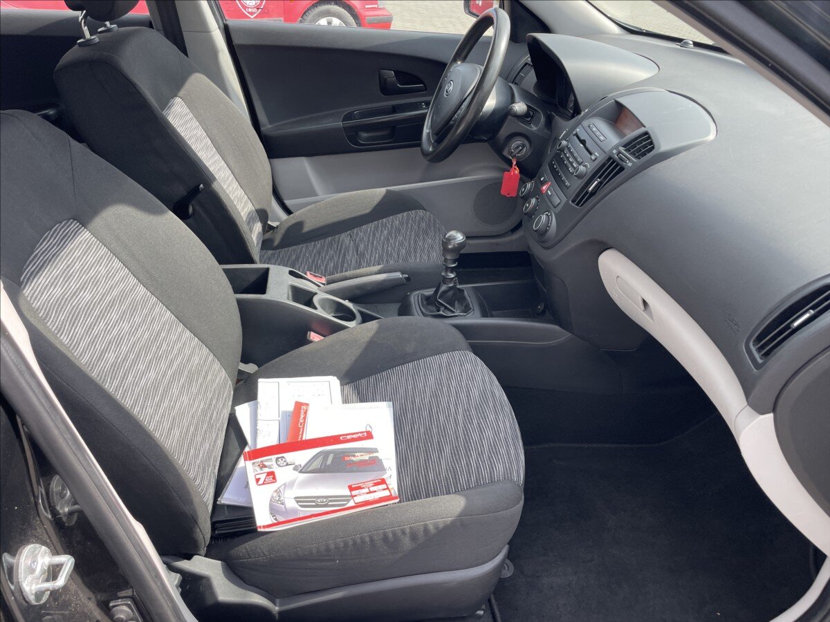 KIA Ceed Hatchback 1,4 l 80 kw