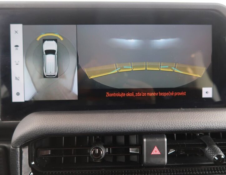 Toyota Land Cruiser SUV / Terénní 2,8 l 151 kw